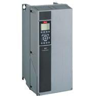 VLT AutomationDrive FC 302 15 kW Trefaset 380-500 VAC IP55 - 1