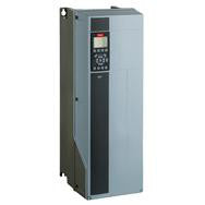 VLT FC102 30kW IP55C1 filter 150m udslagsblanketter - 1