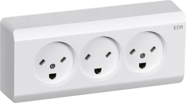 LK OPUS 66 standard stikkontakt udvendig tripel EDB 2-pol med jord hvid - 1